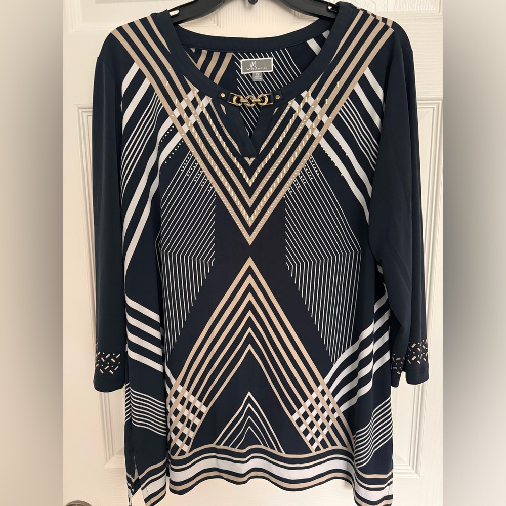 Women’s top $12 or 3/$30